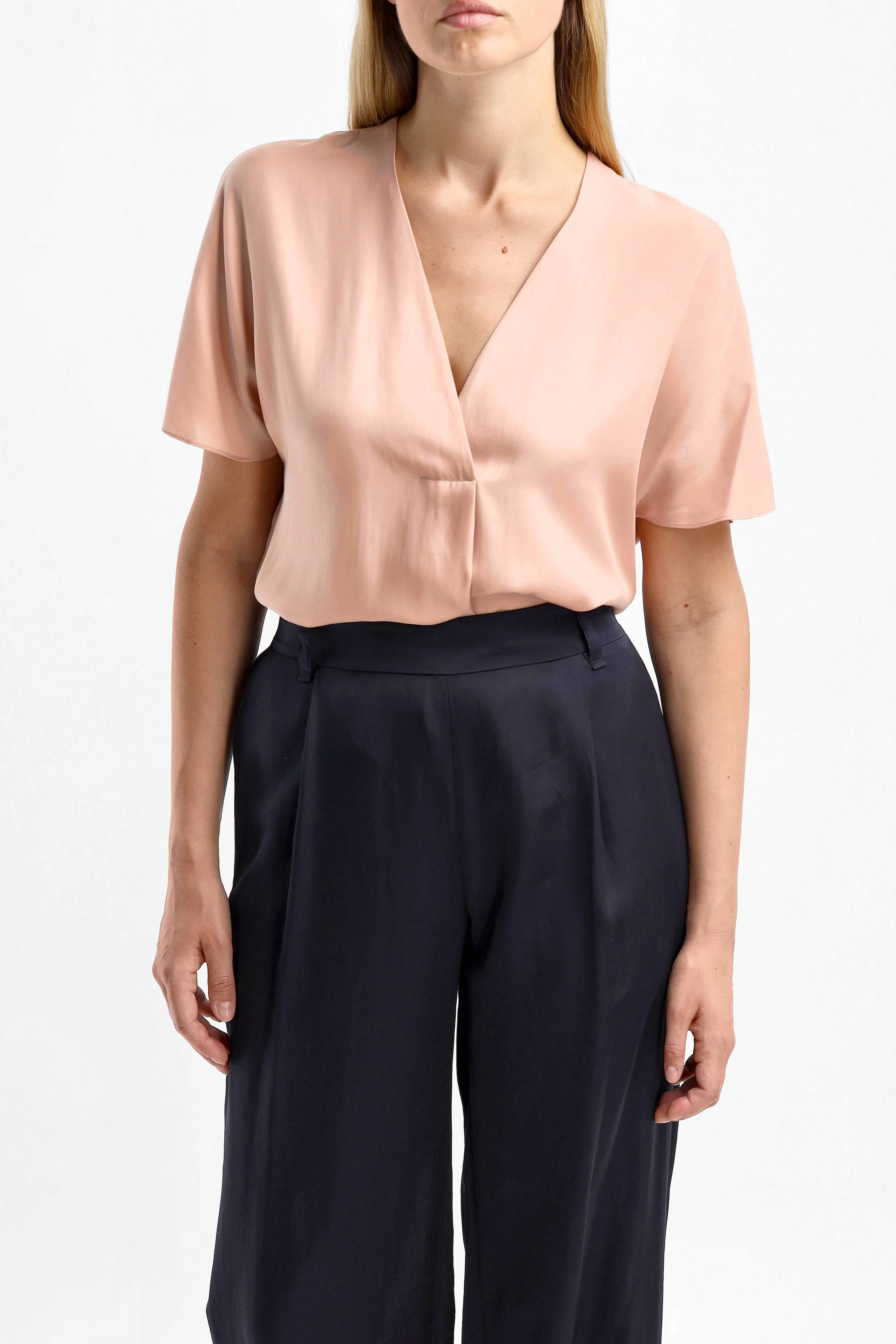 Bluse V-Neck in Tuberose