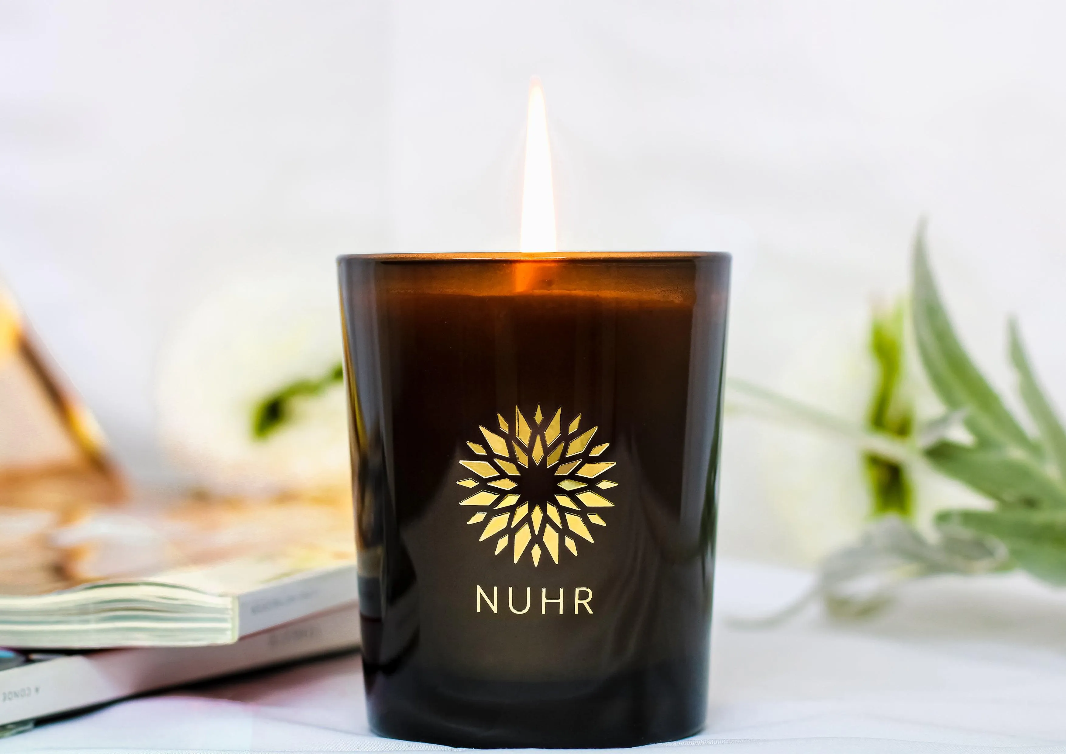 Oud & Amber Luxury Scented Candle by NUHR Home