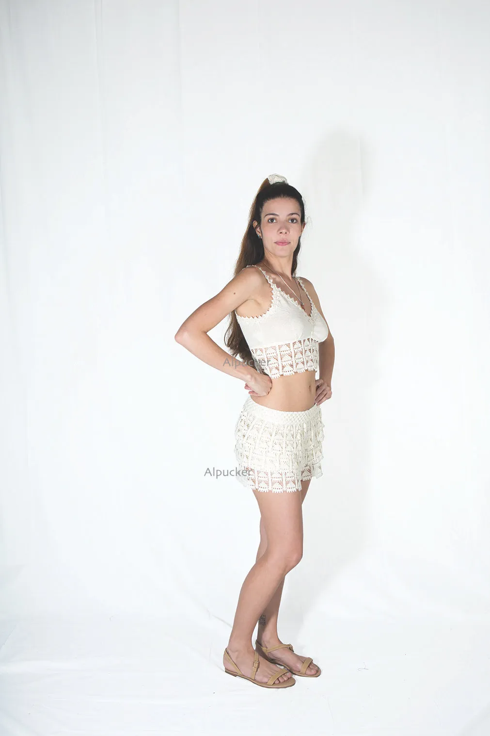 Shell singlet crop